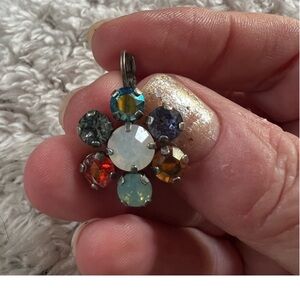 Multicolor Crystal Flower earrings gs